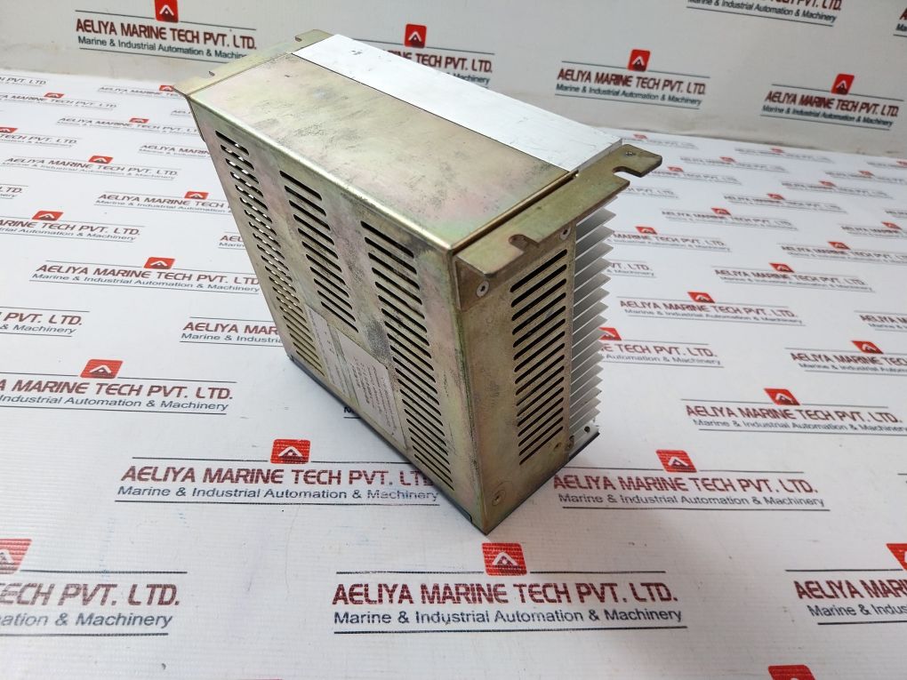 Nsk Esa-y3040T23-21 Servo Drive 3-99078-700 Ac180-242V 50-60Hz