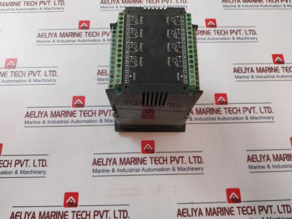 Obeh Уктз8 Meter-regulator 220V 50Hz