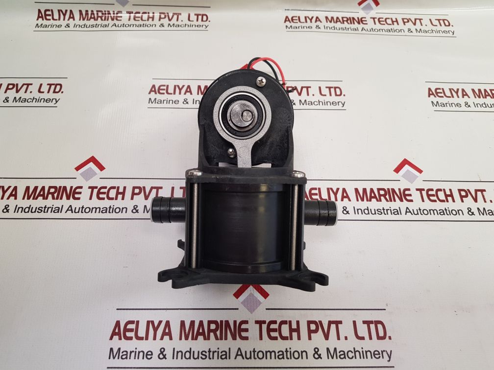 Ocean 85101812 Diaphragm Bilge Pump
