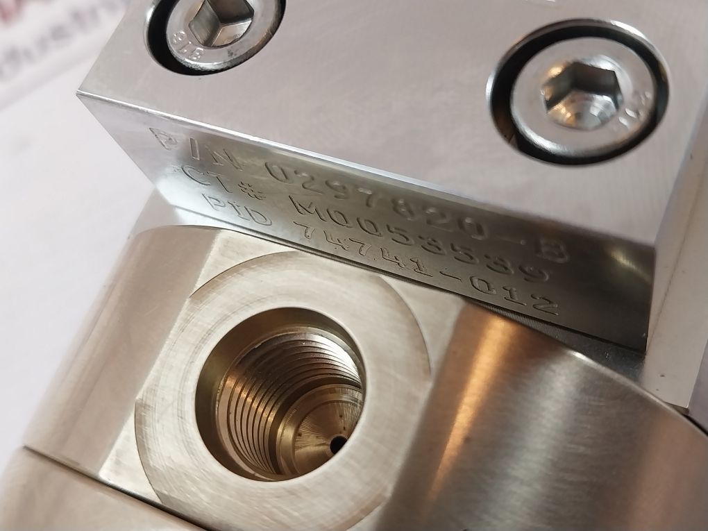 Oceaneering 0297825 Seal Shear 2 Way 2 Position Valve