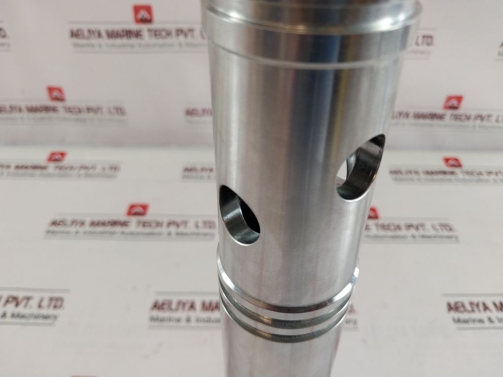 Oceaneering 0330457 Line Mux Pod Component