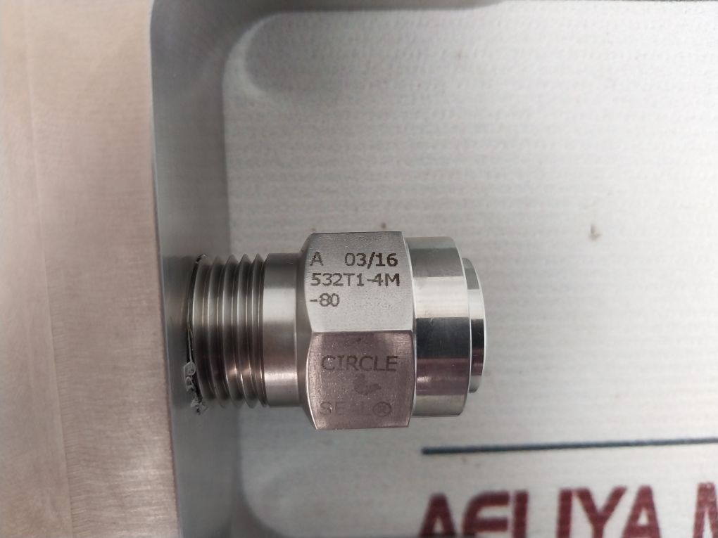 Oceaneering 0461654 Adapter Relief Valve Assy