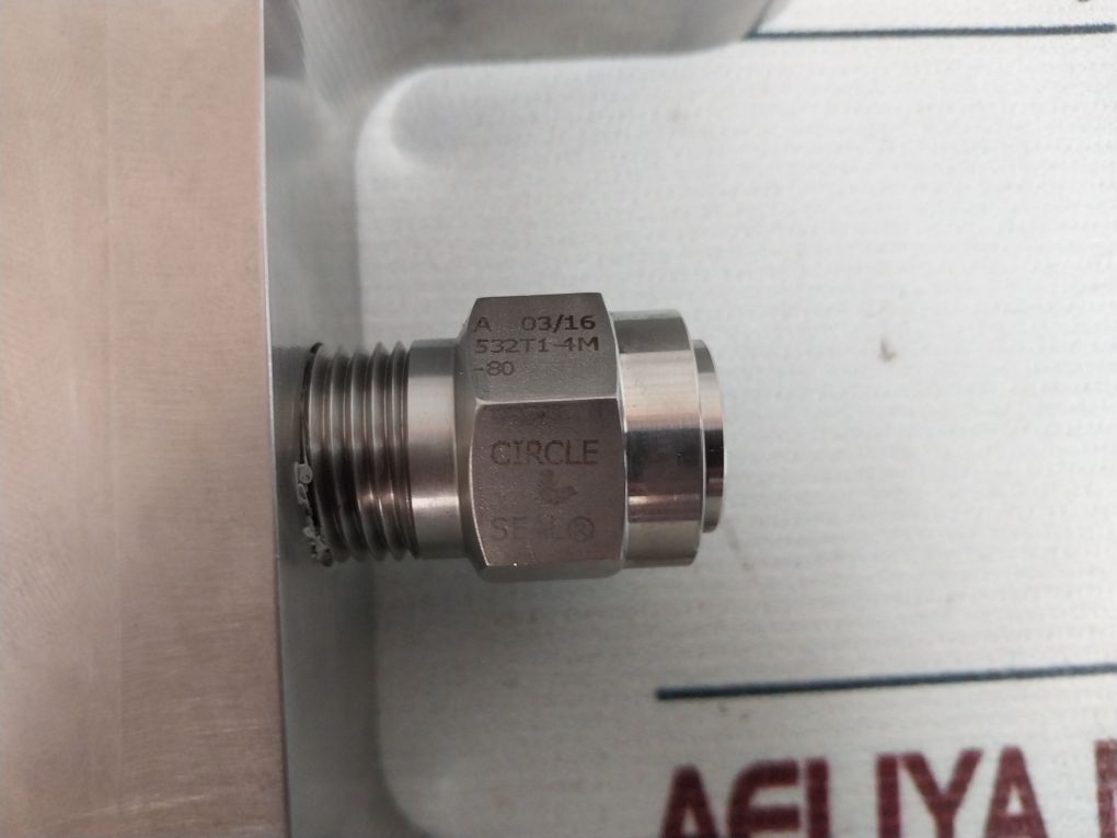 Oceaneering 0461654 Adapter Relief Valve Assy