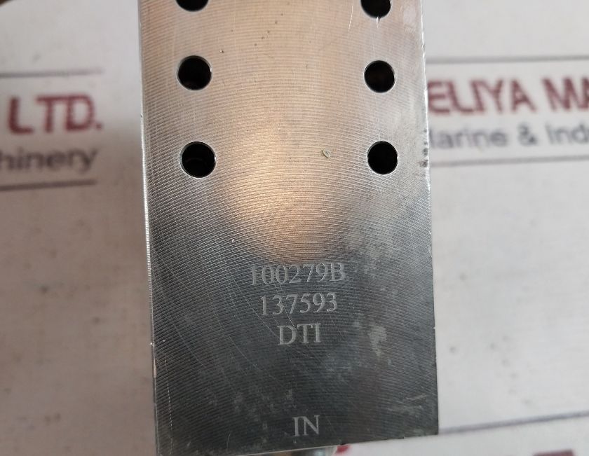 Oceaneering 100276 Valve