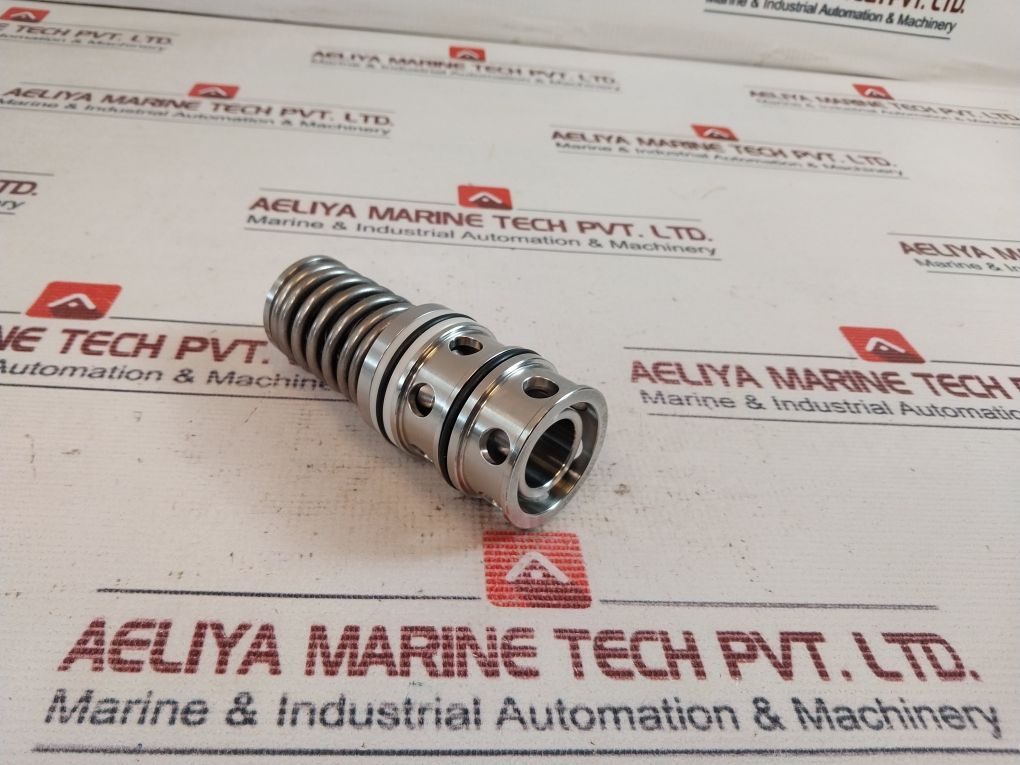 Oceaneering 100742 E Cartridge Valve Spm 3Wnc Set