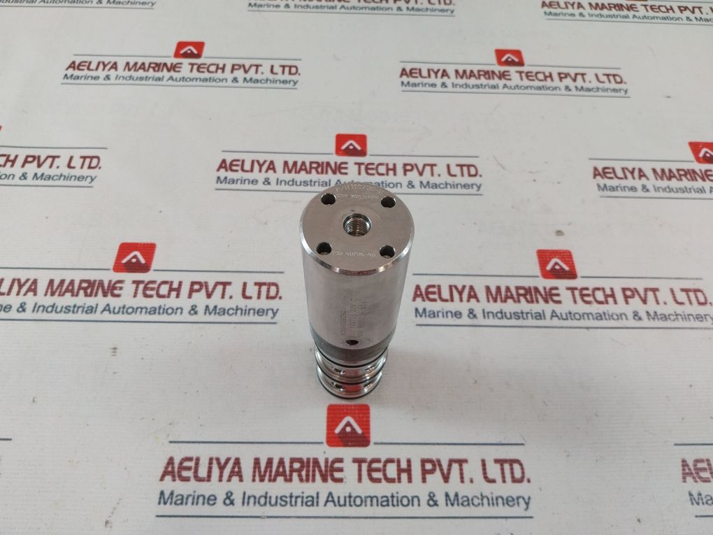 Oceaneering 100744-b Cartridge Valve 100742 E