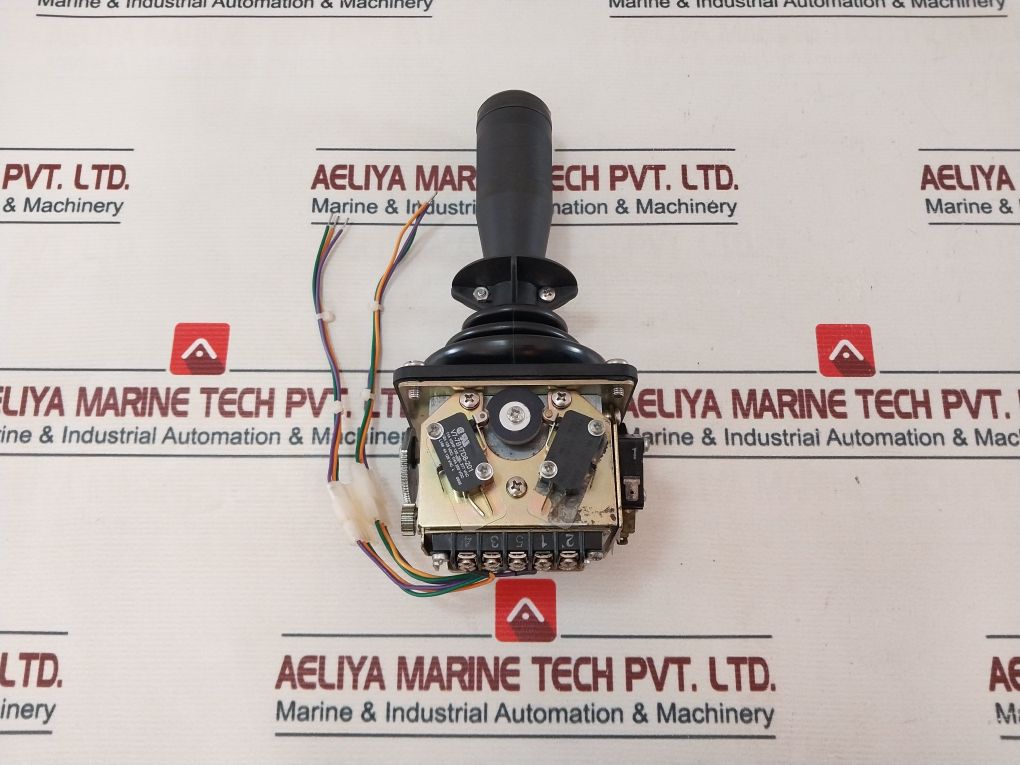 Oem Controls Js6M11517 Joystick Controller Qah1777 001