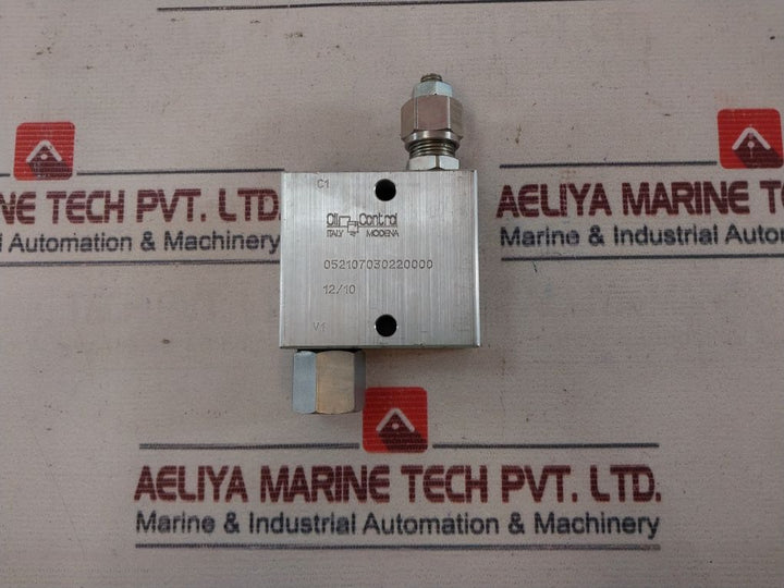 Oil Control 052107030220000 Hydraulic Valve