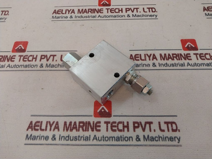 Oil Control 052107030220000 Hydraulic Valve