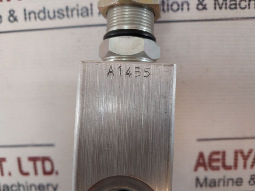 Oil Control 05410610033500A Single Acting Overcenter Valve
