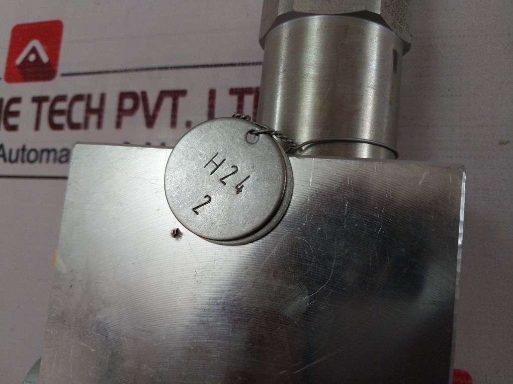 Oil Control 05416203053500B Load Control Valve 1” H24/1 350 Bar