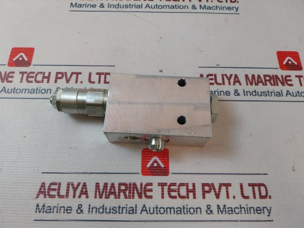 Oil Control 05416210023500C Single Acting Overcentre Valve