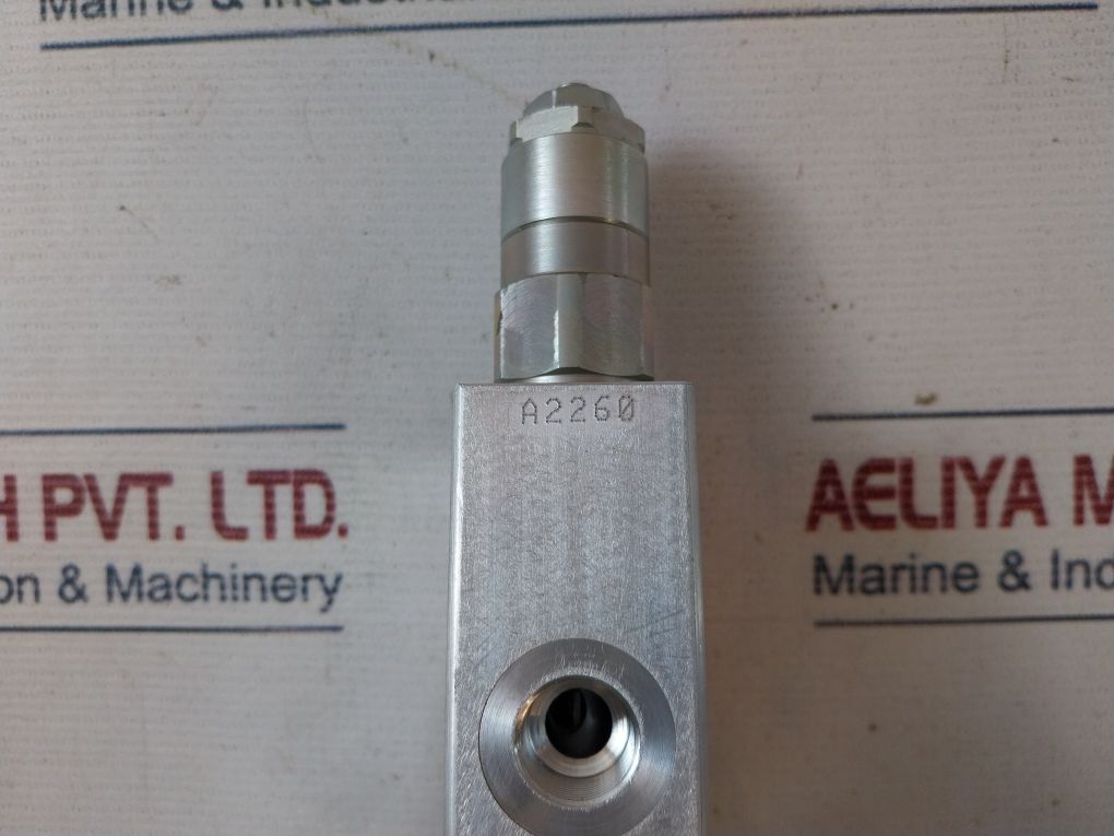 Oil Control 05416210023500C Single Acting Overcentre Valve