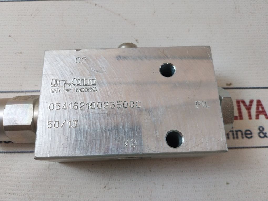 Oil Control 05416210023500C Single Acting Overcentre Valve