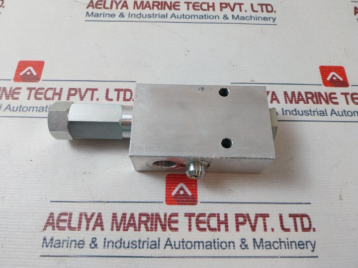Oil Control 054162100320000 Pilot Assisted Over Centre Valve
