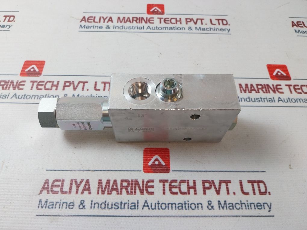 Oil Control 054162100320000 Pilot Assisted Over Centre Valve