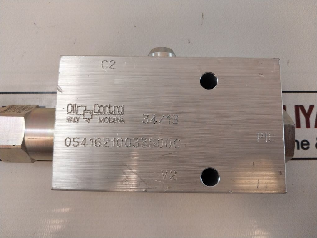 Oil Control 05416210033500C Single Acting Overcentre Valve
