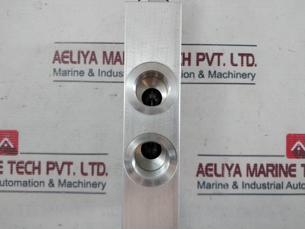 Oil Control 05420510043500A Hydraulic Valve