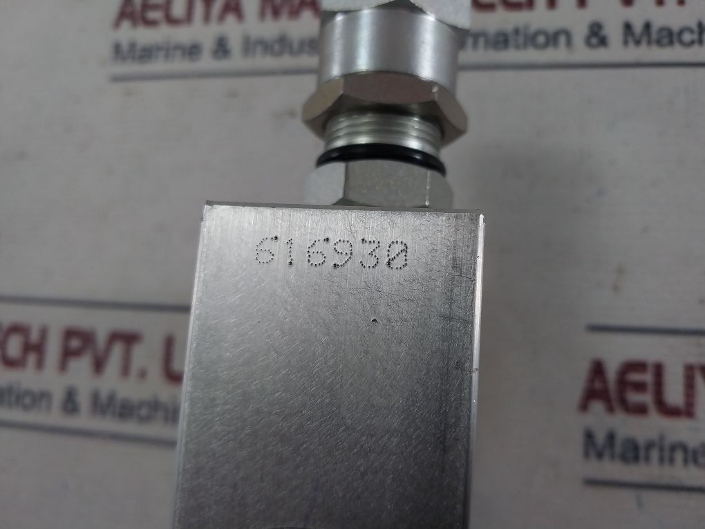 Oil Control 05420510043500A Hydraulic Valve