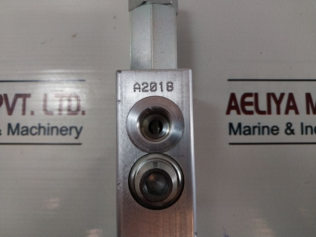 Oil Control 054225100235000 Double Acting Overcentre Valve