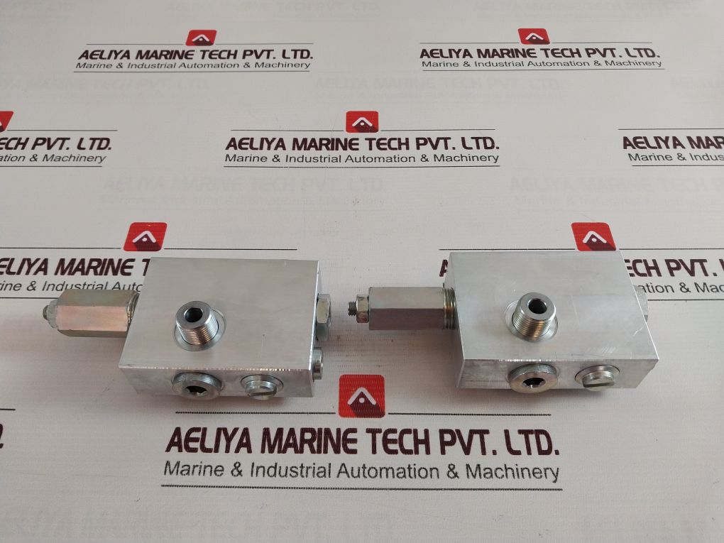 Oil Control 05432210033500A Hydraulic Valve