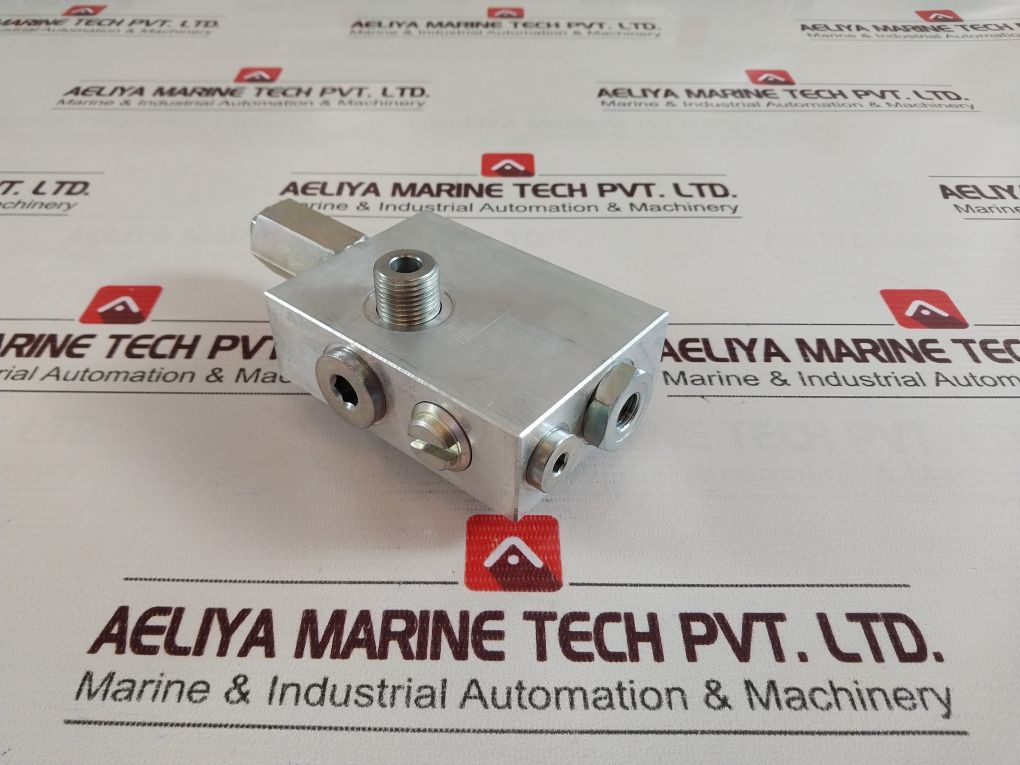 Oil Control 05432210033500A Hydraulic Valve