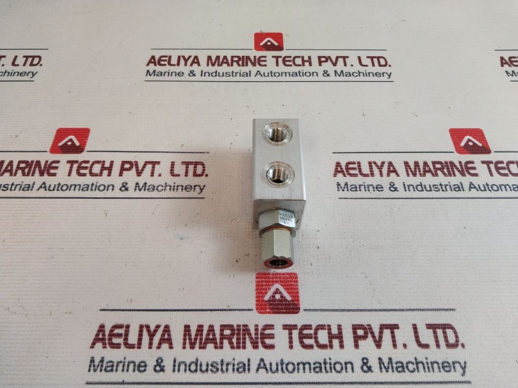 Oil Control 055211100901000 Pilot Control Check Valve