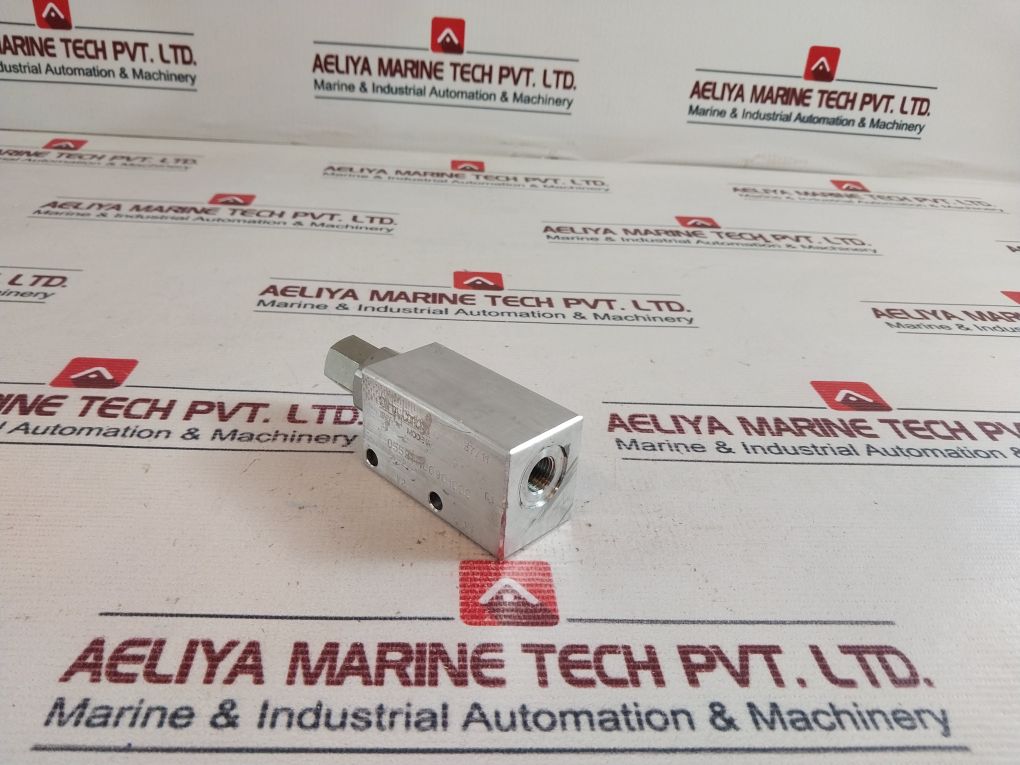 Oil Control 055211100901000 Pilot Control Check Valve