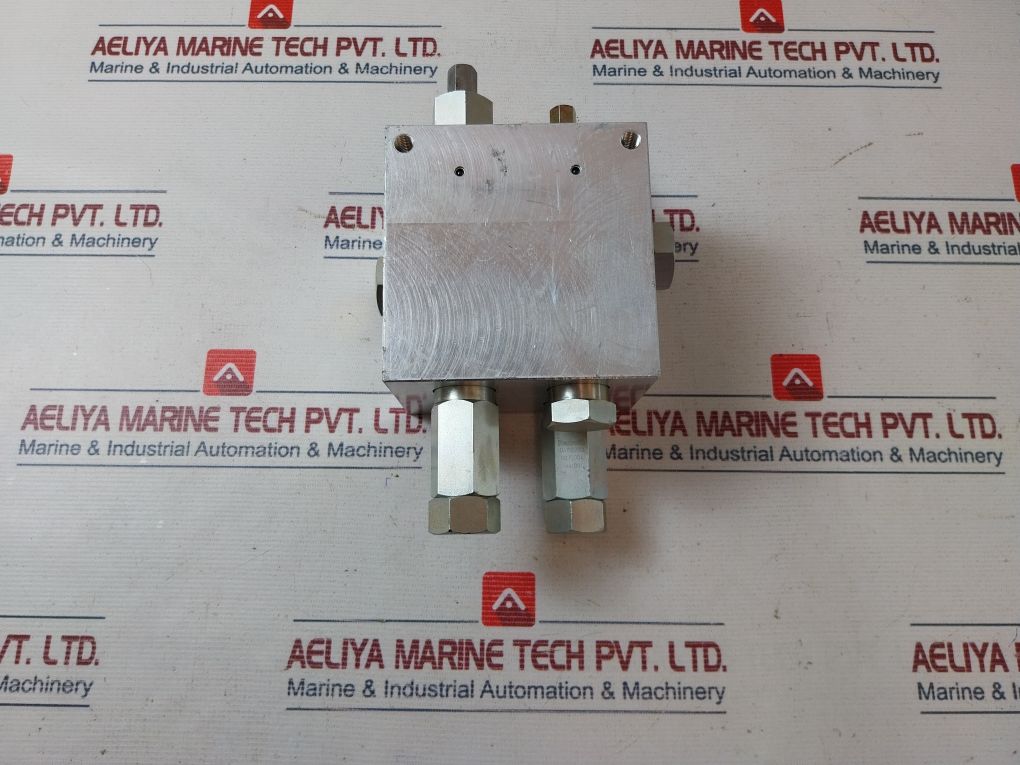 Oil Control 05714710043500A Valve Block