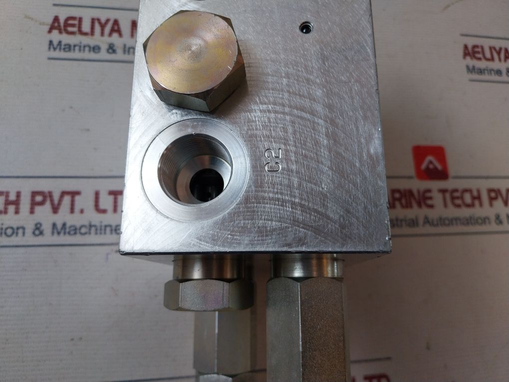 Oil Control 05714710043500A Valve Block