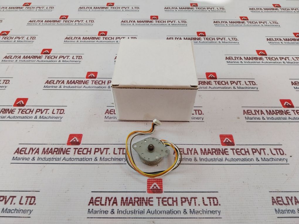 Oki Khl35Sl12B Stepping Motor 12V Dc 50Ω 7.5 Deg. /Step