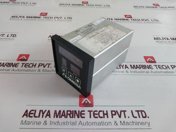 Omega Cn606Rtd3-10 Temperature Controller (Button Not Working/ Display Issues)