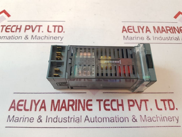 Omega cn884rtd-nc temperature controller 
