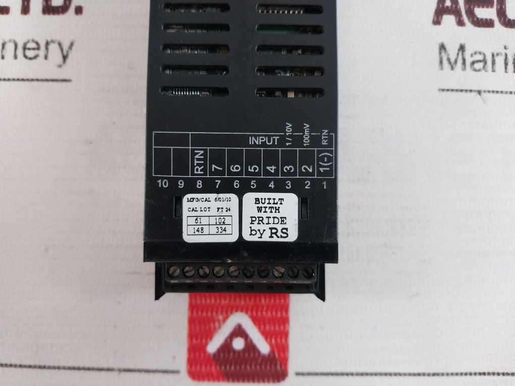 Omega Cni3233-sm Din Process Temperature Microprocessor Controller Panel Meter