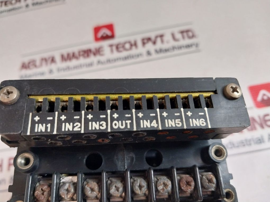 Omega Dp462 Digital Panel Thermometer