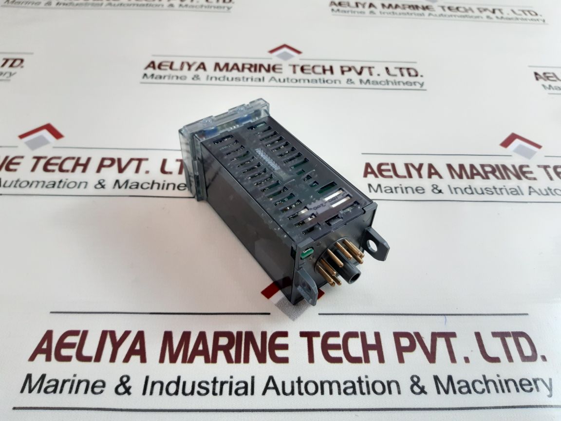 Omega engineering cn884rtd-nc temperature controller