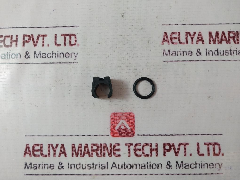 Omega Engineering Hx94C Relative Humidity/Temperature Transmitter Set 821958