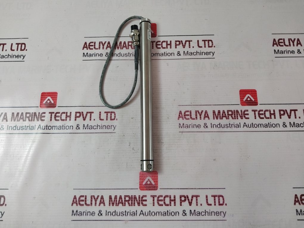 Omega Hx94C Humidity Temperature Transmitter 821958 Set