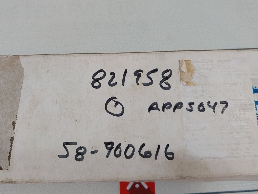 Omega Hx94Cw Temperature Transmitter 821958 4-20 Ma Set