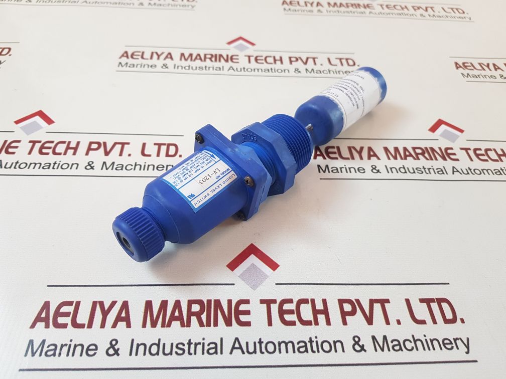 Omega Lv-1203 Liquid Level Switch Spdt. 15 Amp, 1/2 Hp @ 125