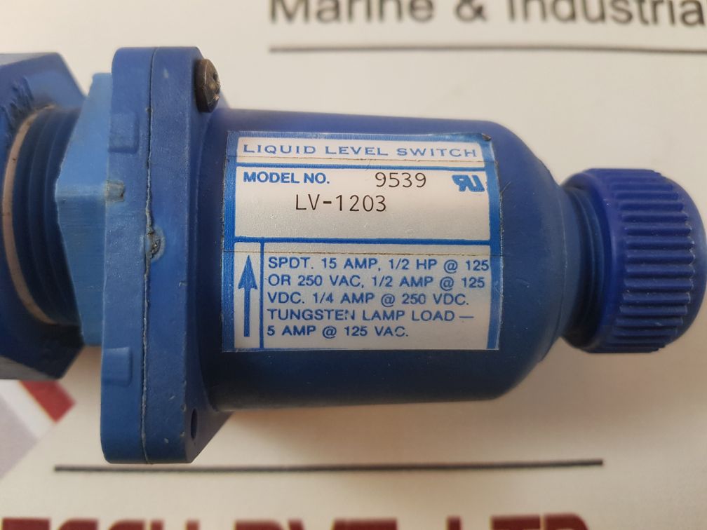 Omega Lv-1203 Liquid Level Switch Spdt. 15 Amp, 1/2 Hp @ 125