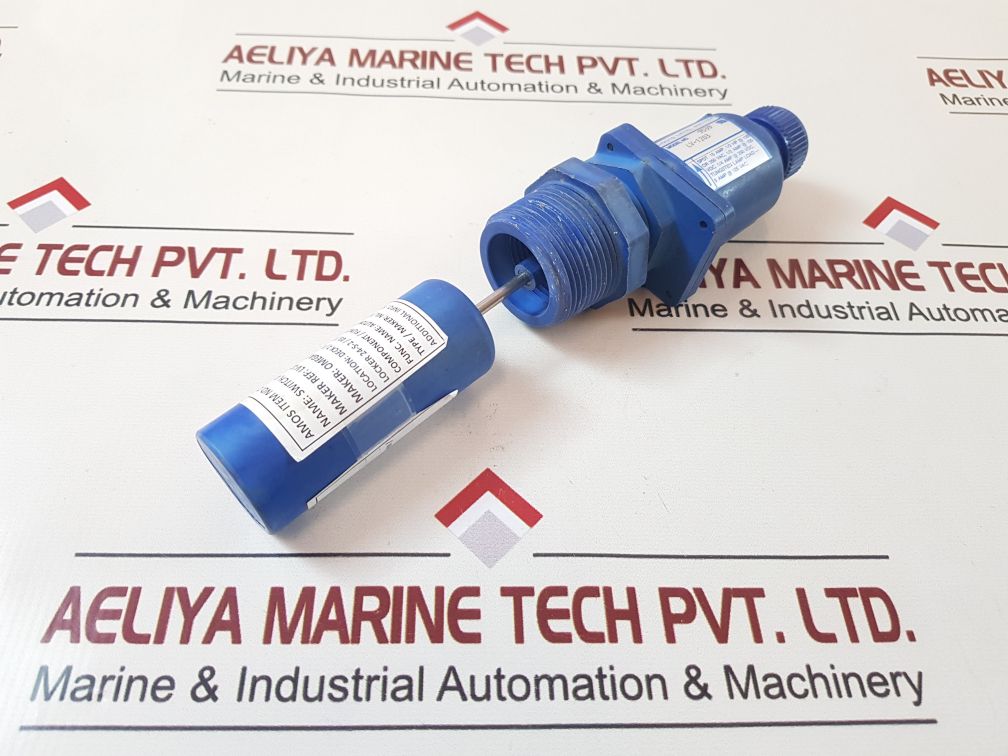 Omega Lv-1203 Liquid Level Switch Spdt. 15 Amp, 1/2 Hp @ 125