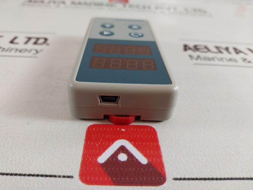 Omega Txdin70-display Transmitter