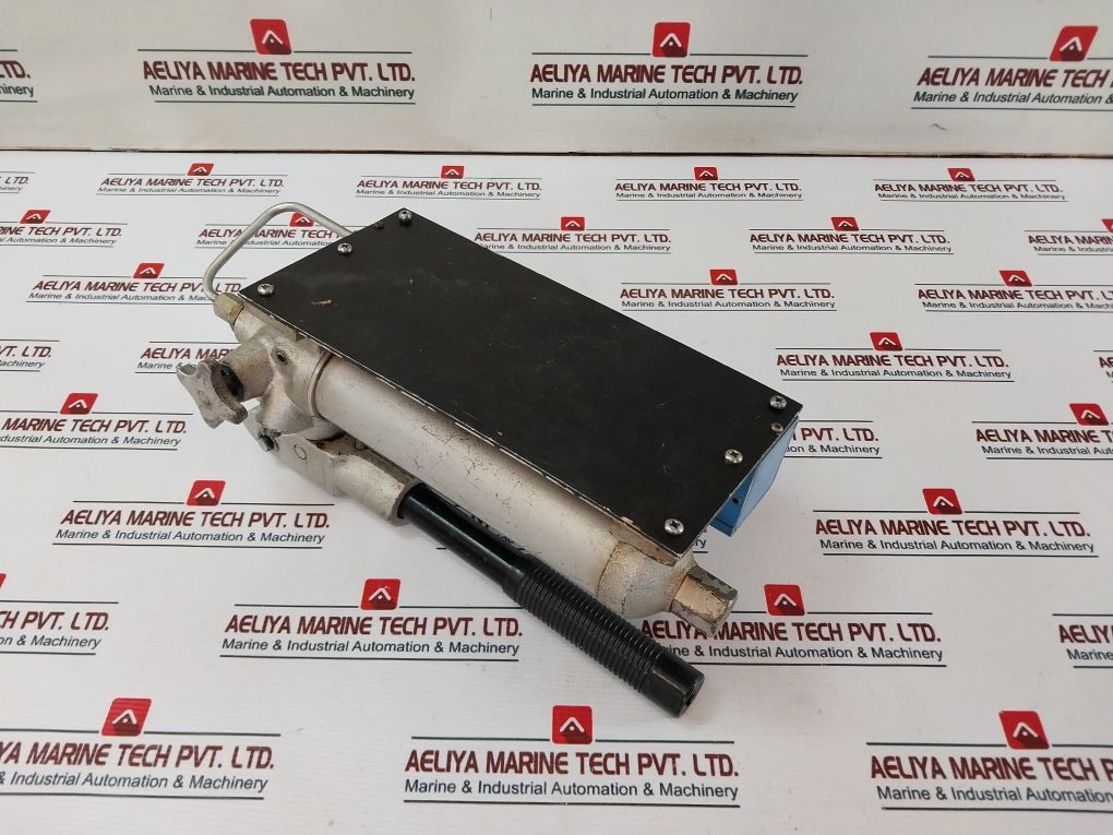 Omicron Ote-p202 Pressure Calibrator 