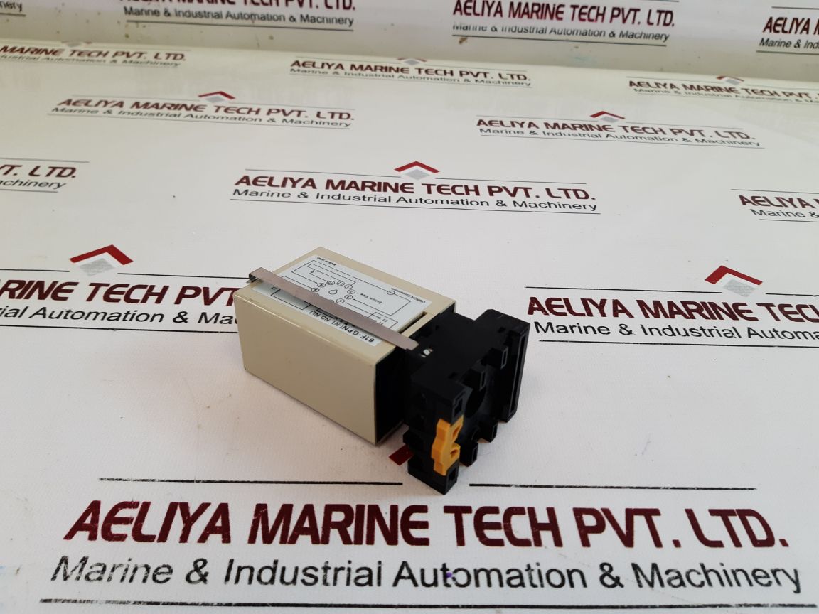 Omron 61F-gp-n-tdl Floatless Level Switch With Base
