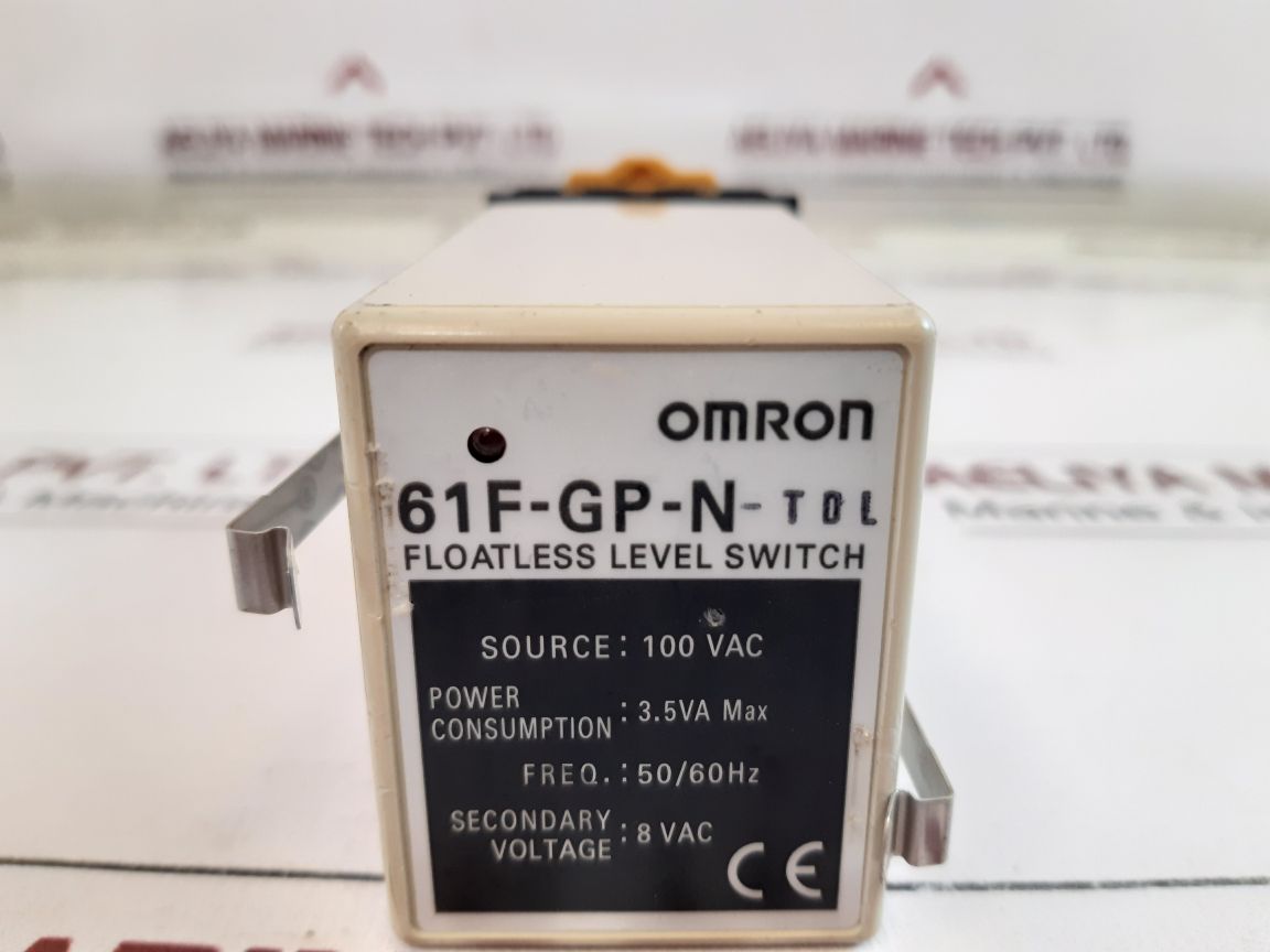 Omron 61F-gp-n-tdl Floatless Level Switch With Base
