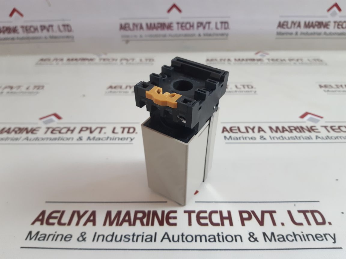 Omron 61F-gp-n Floatless Level Switch Pfc-n8 110 Vac