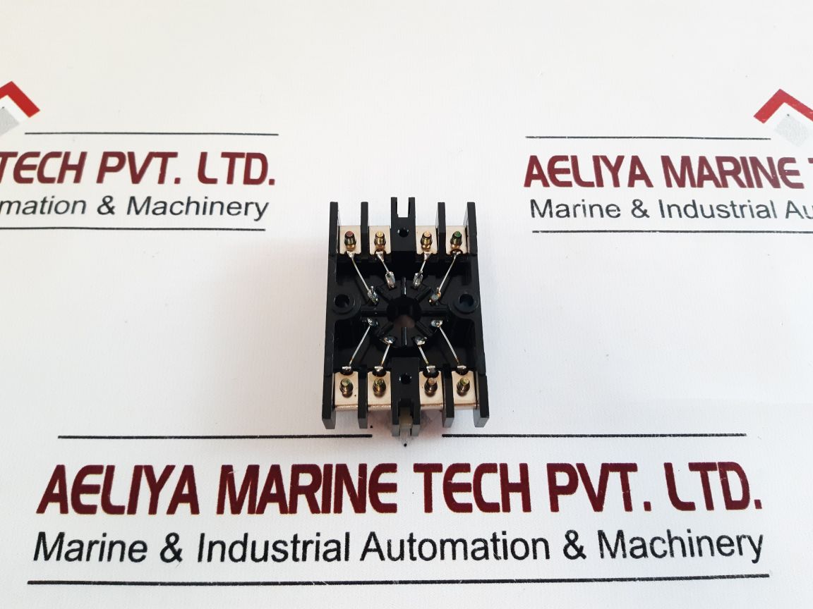 Set Of 7X Omron 8Pf Relay Base