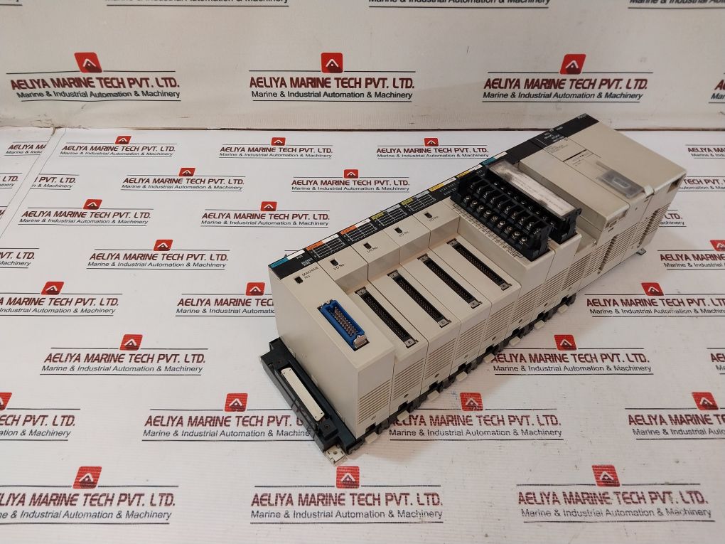 Omron Ad002/Id216/Od218/Od212/Sp001/Cs1G-cpu42H/Pd024 Programmable Controller