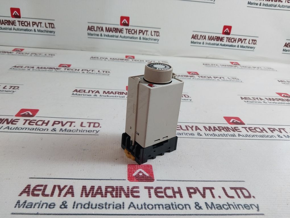 Omron Atss Off Delay Timer With Base 10Sec 220Vac 50/60Hz